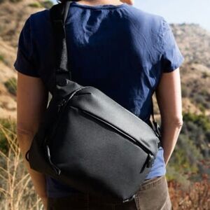 Peak Design - Everyday Sling 6L - like new condition